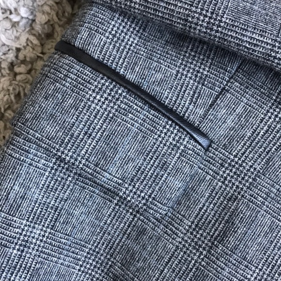 Zara Blazer - Picture 5 of 8